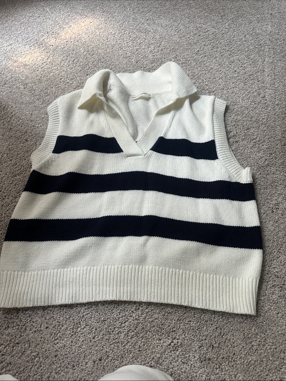 moon & madison White & Navy Striped Collared V-Neck Sweater Vest